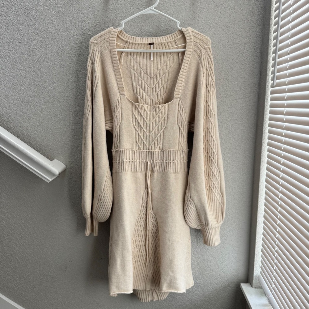 Free People Cable Knit Open Back Balloon Sleeve Sweater Mini Dress Beige Large